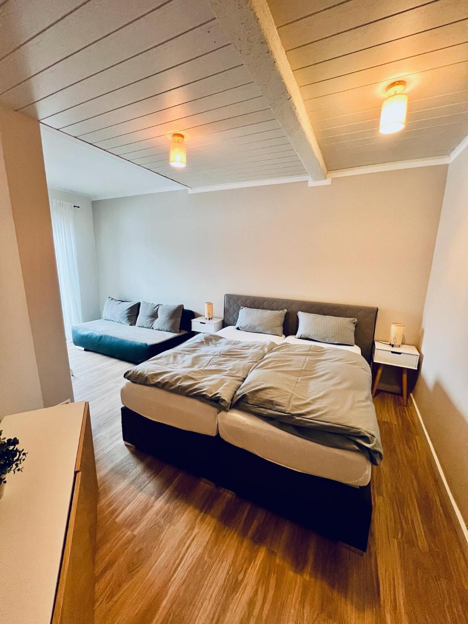 Apartment Maedchen Wunstorf